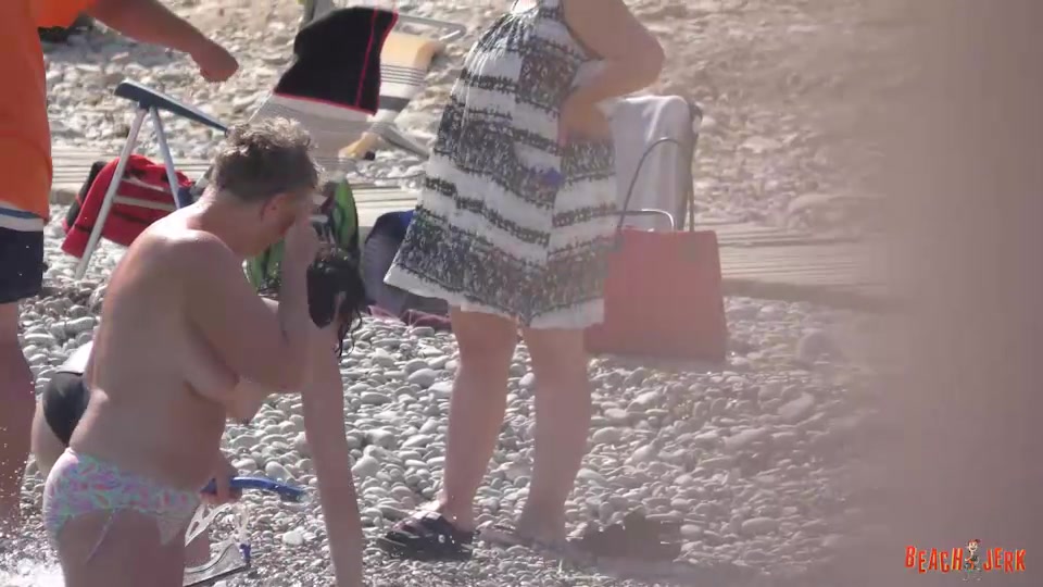Sea tits - BeachJerk