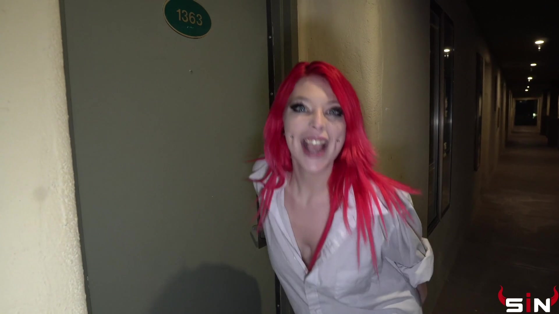 Slut Walk - Sex Movies Featuring I Sin