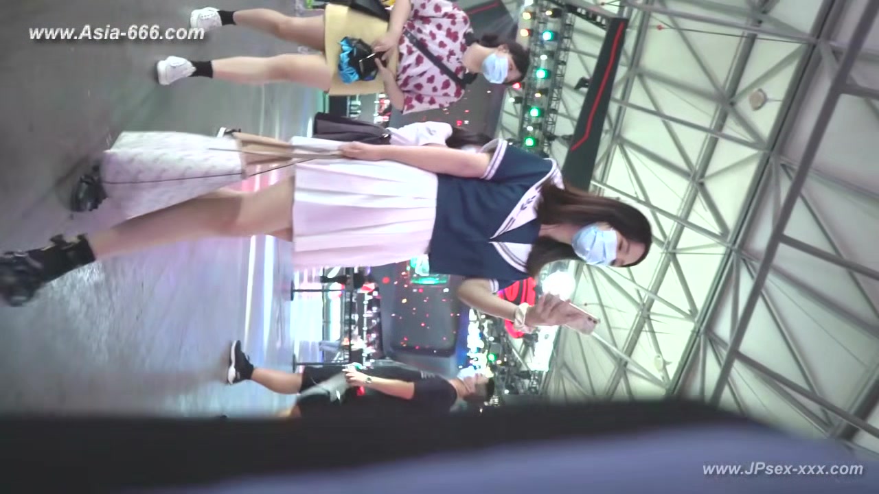peeping chinese amateur upskirt.128