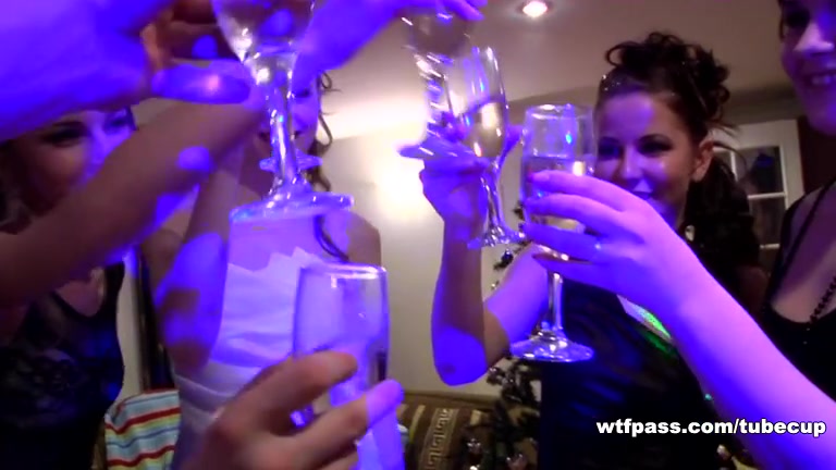 students 18+ threesome celebrates New Year fucking hardcore