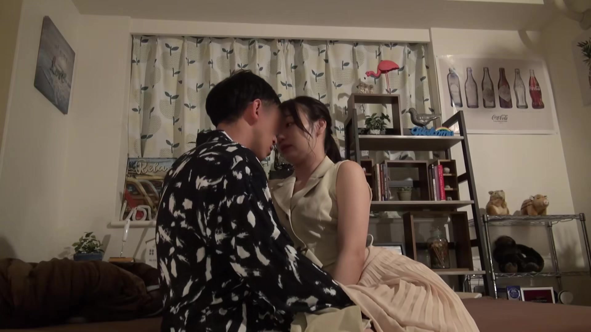 0001723_日本人女性が隠しカメラされる痙攣絶頂のSEX