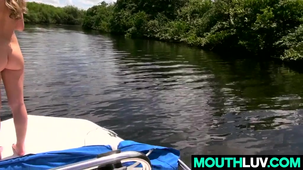 PAWG Cassidy Ryan Gets Nakes On A Boat