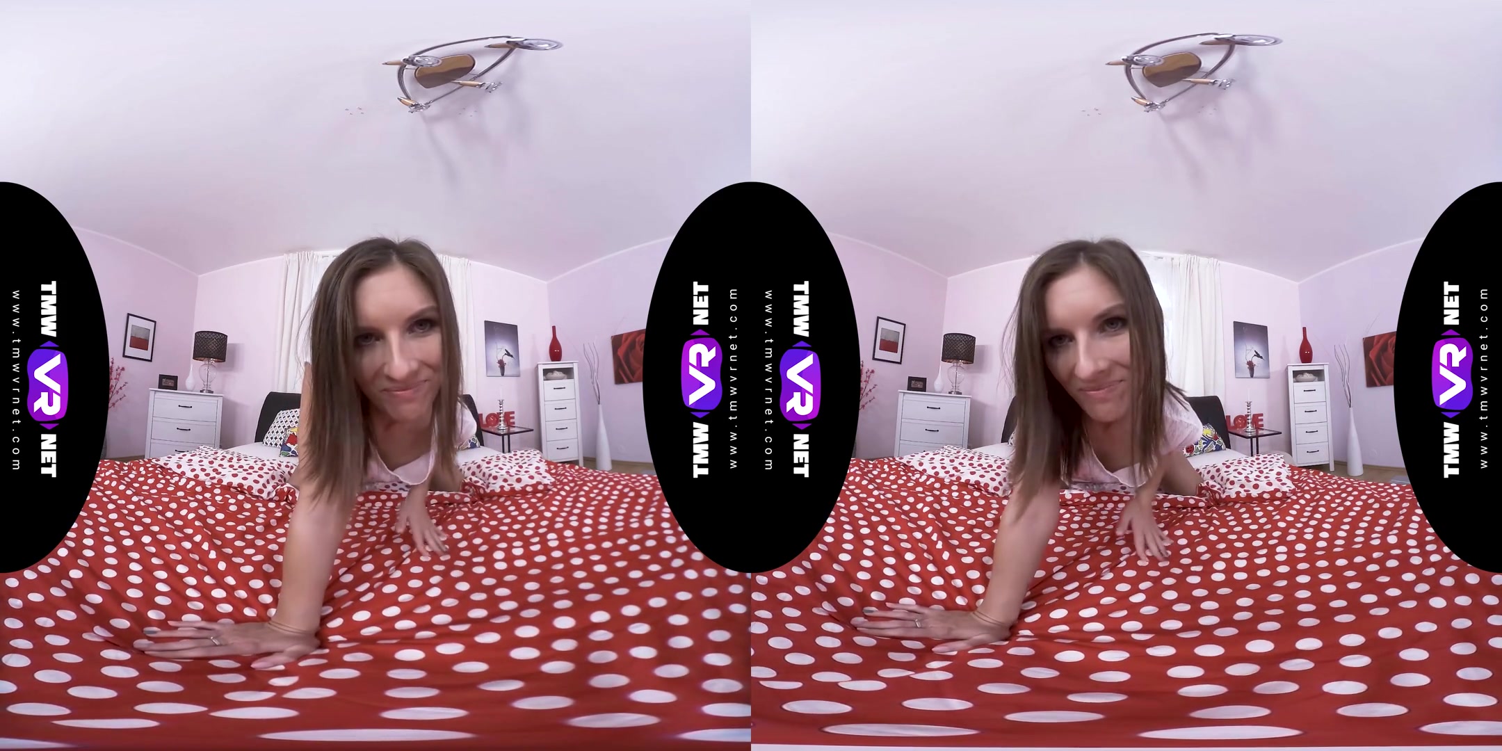 Jennifer Jane in Self-Pleasure Lessons from a Sexy Tanned Beauty - TmwVRNet