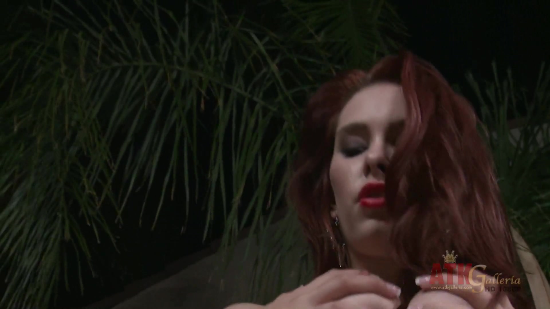 Melody Jordan fiddles her snatch at night