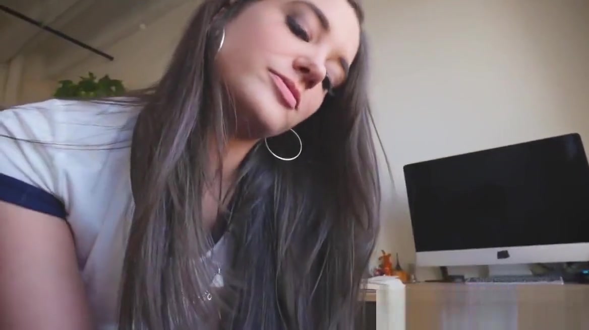 teen 18+ stepsister pov sucks