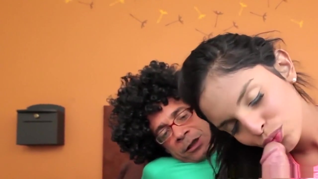 Petite latina transsexual fucked doggystyle