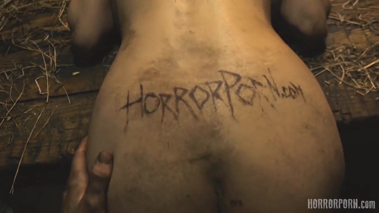 HORRORPORN - Rabbit hutch