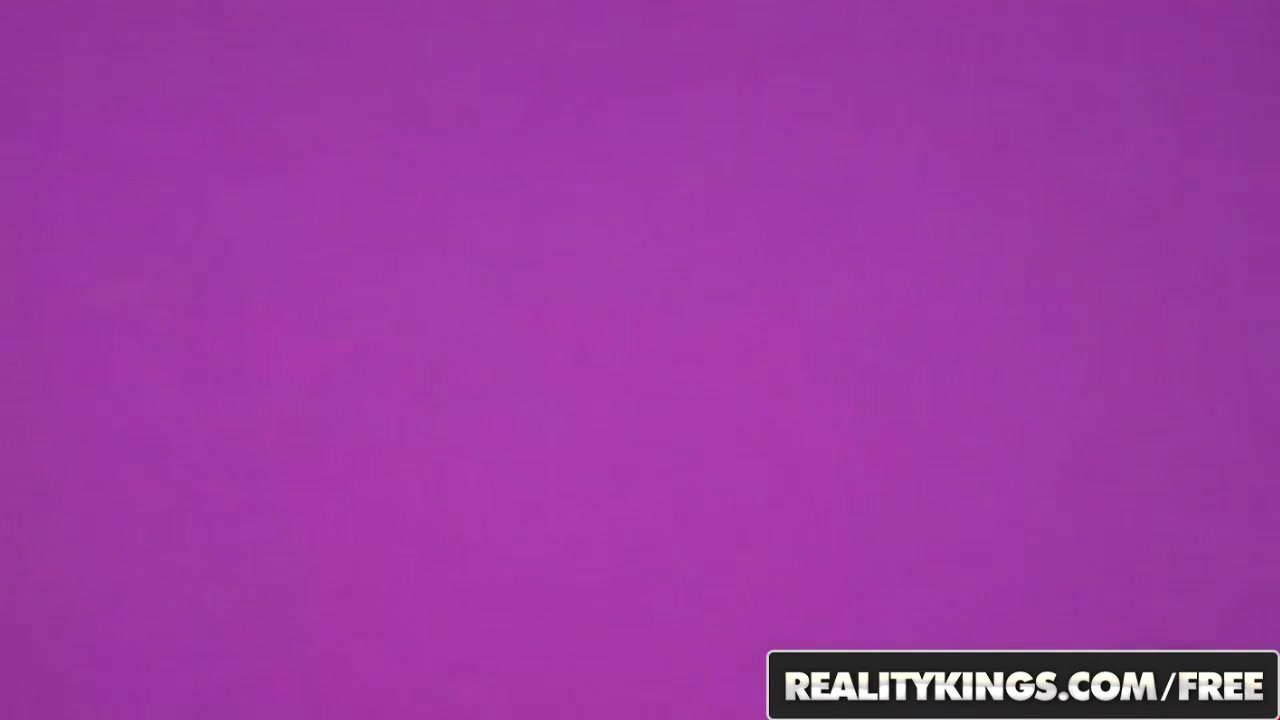 Two cute girls make out for their friend - Reality Kings