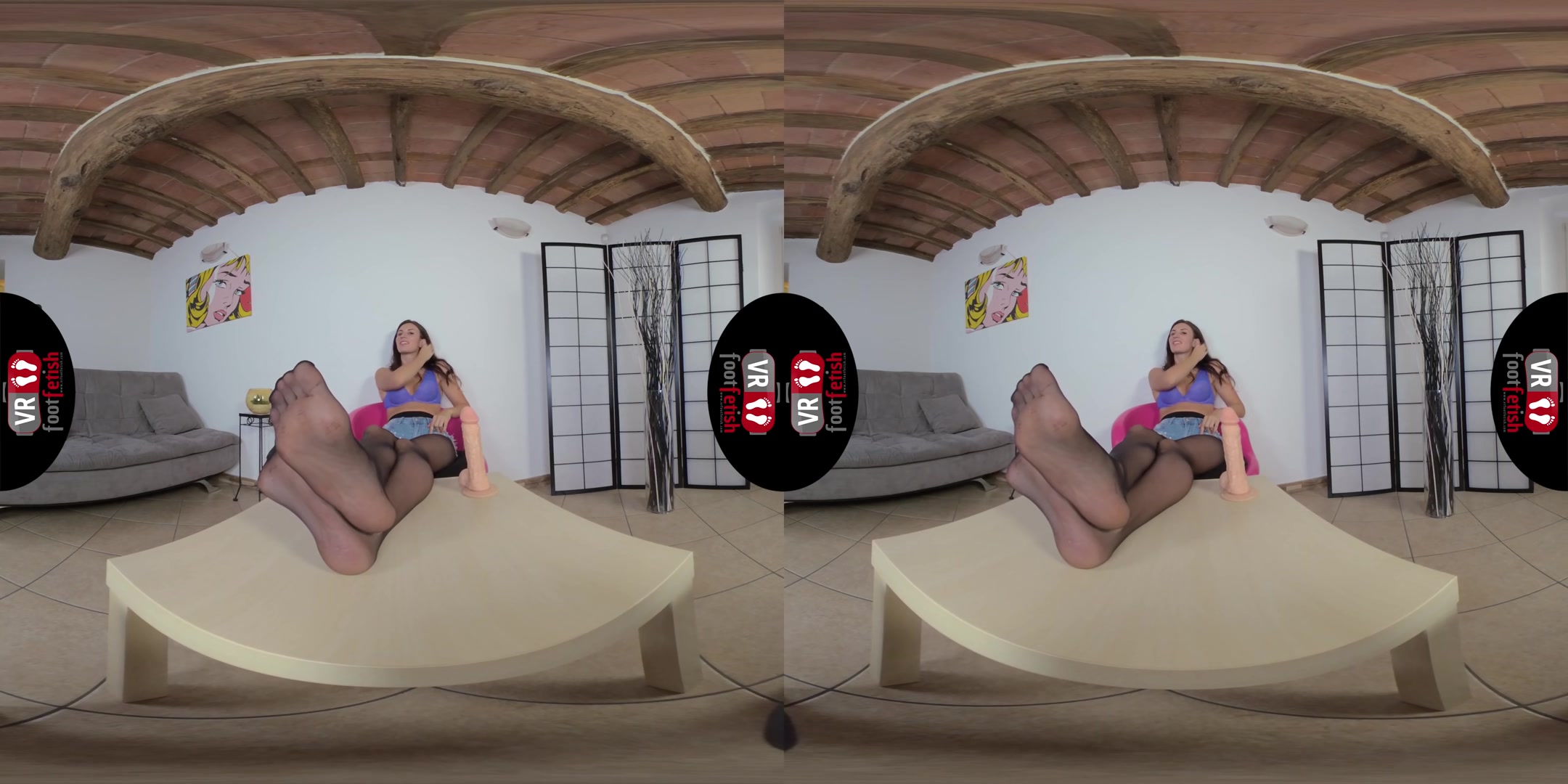 Jaw-Droppingly Sexy Lilian Tells You How To Jerk Off - VRFootFetish