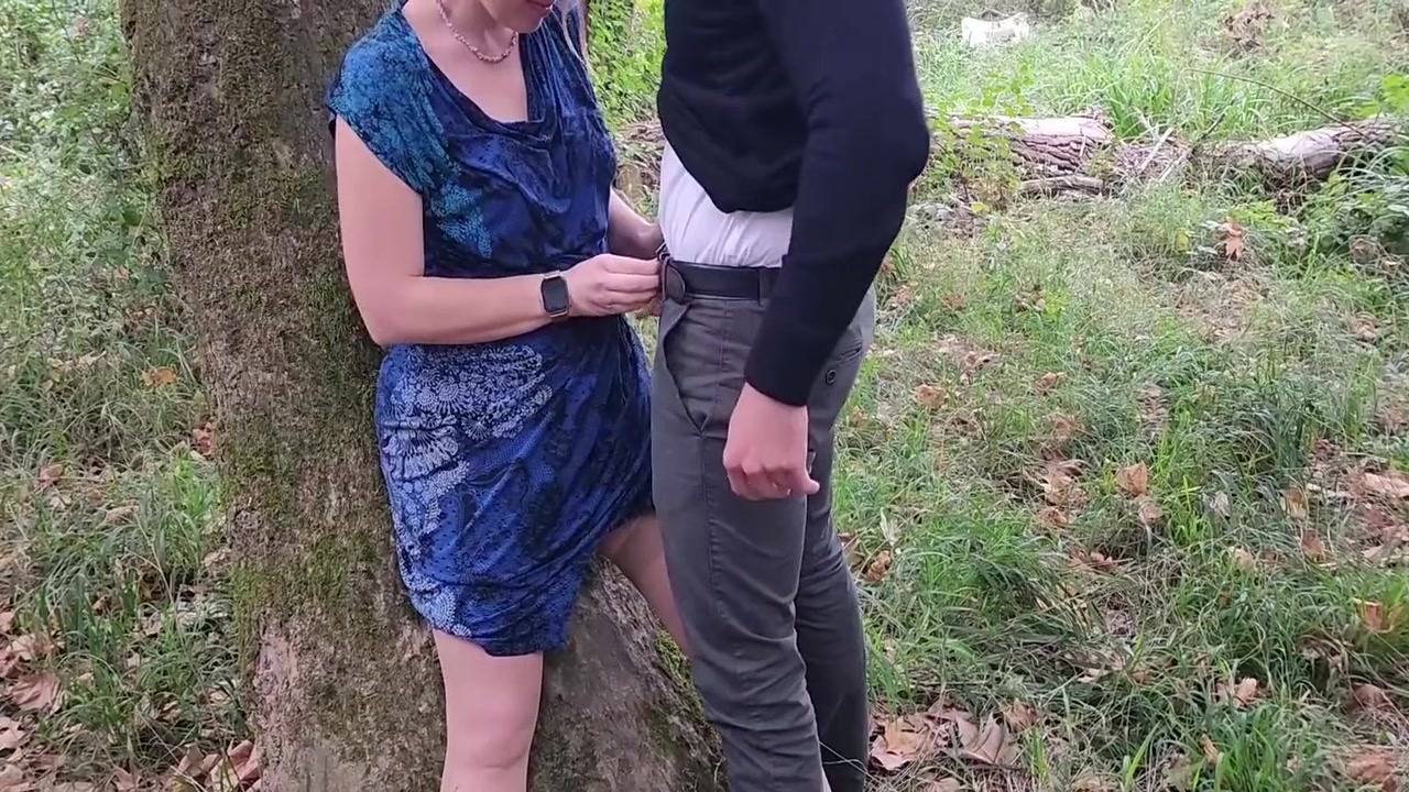 My Guy Gives Me A Fan Outdoors They Fuck Me And Squirt Their Cum All Over Me While I Squirt