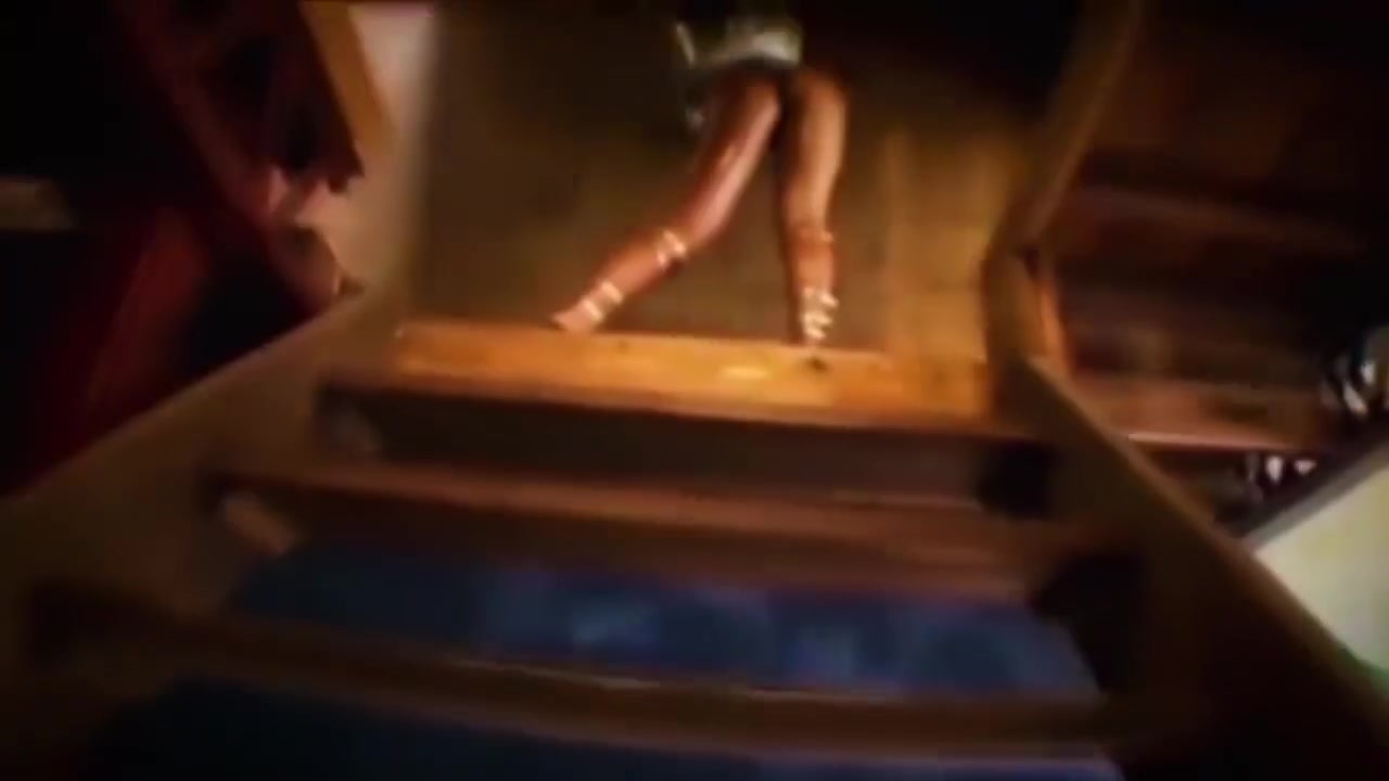 Uninhibited Bootys ver Bm