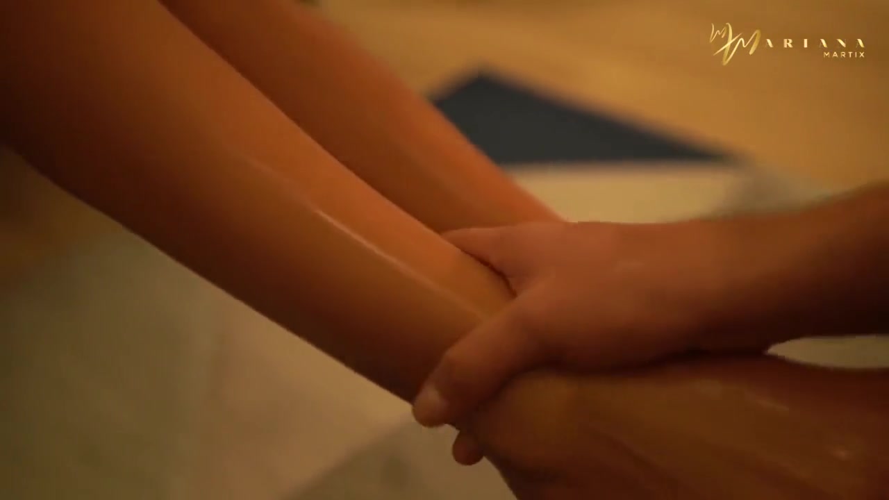 Paja Con Los Pies Con Mi Sirviente - Mariana Martix