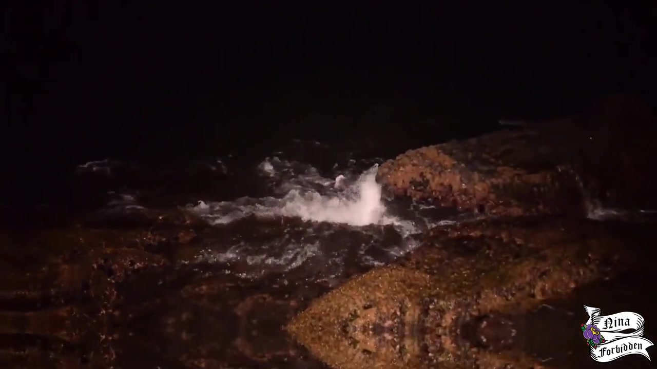 Novinha Se Masturbando Na Praia 6 Min