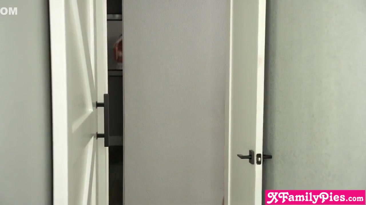 Kyler Quinn And Jasmin Luv - Halloween Surprise From His Stepsister And teen 18+ Gf