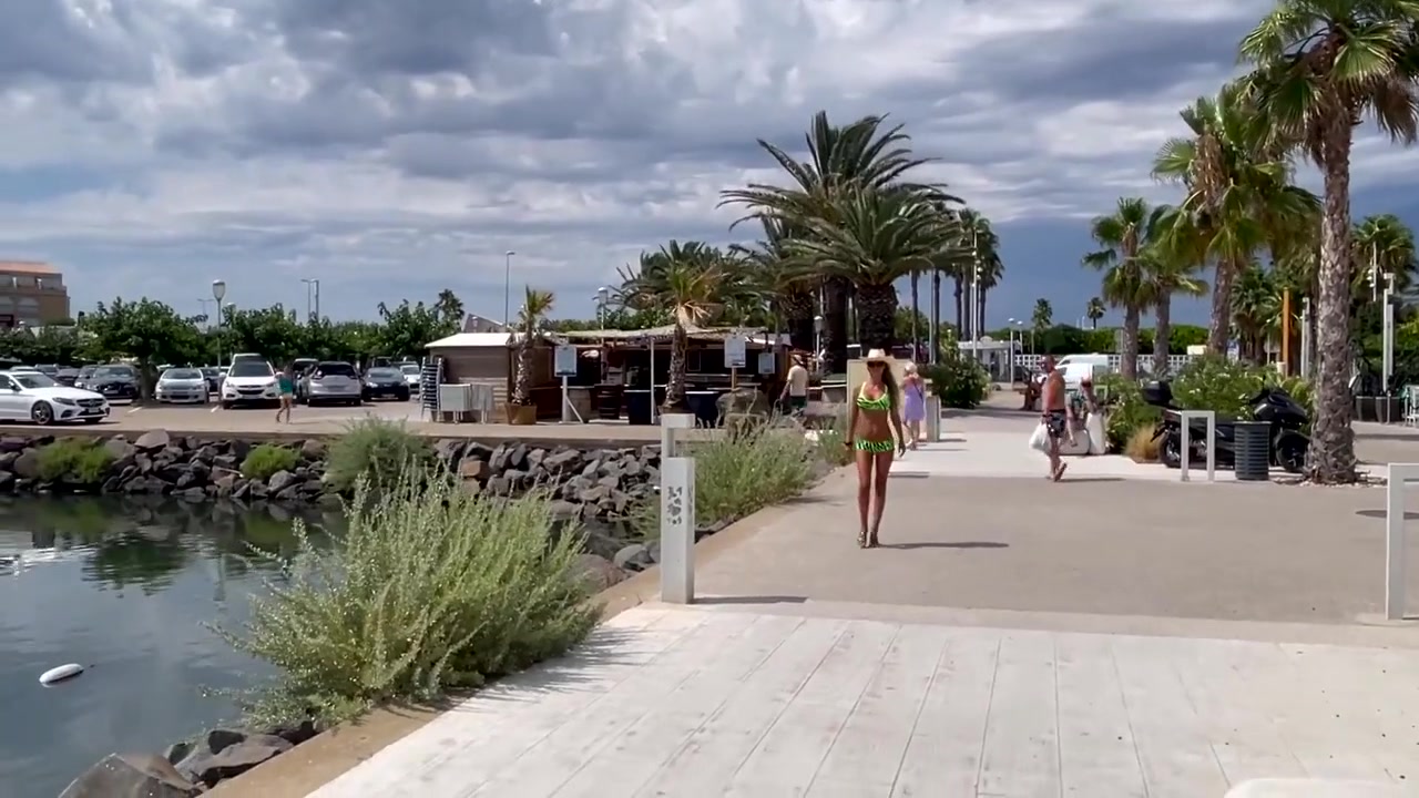 Monika Fox - Walks Along The Pier Among The Yachts In One Hat And Shines With Big Boobs