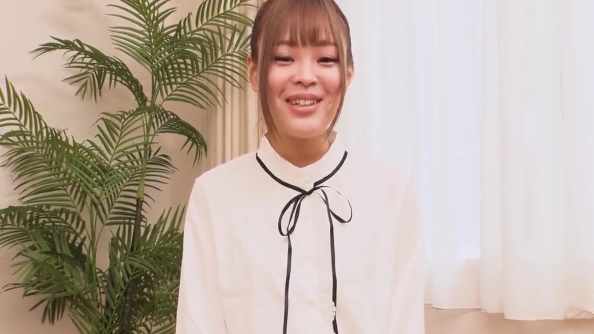 Debut Vol.77 : Do You Like A Girl Who Love Having A Sex With Rin Hinami