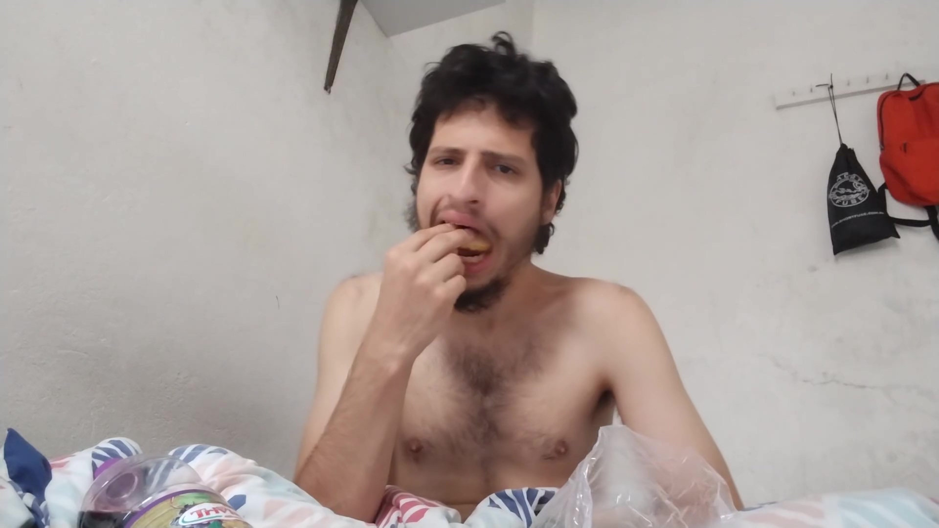 2 Salgados De Presunto Com Queijo Gostoso Engordando A Barriga