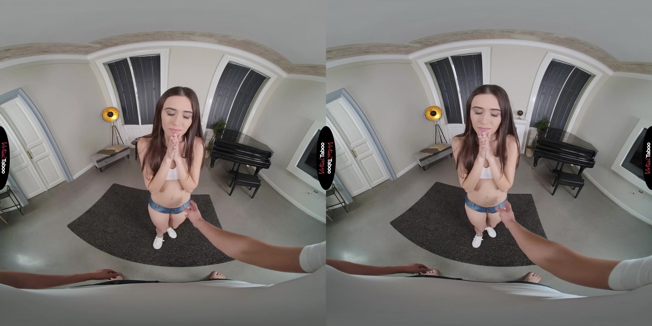 Sandralyd VR Porn: Pussy Shareholders - VirtualTaboo