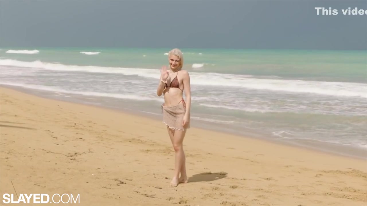 Hot Babes Fuck On Beach