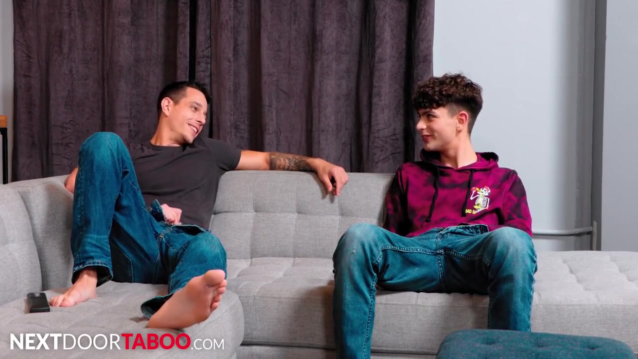 Twink Discovers That Hot Stebro Is A Pornstar Fuck & Suck