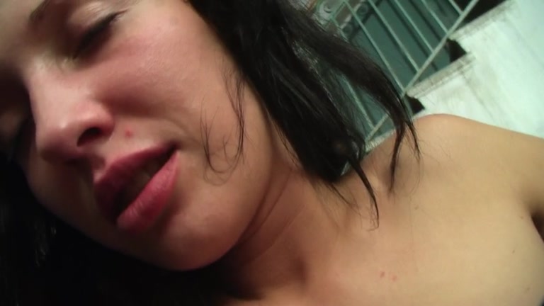 Real college girls enjoy party sex