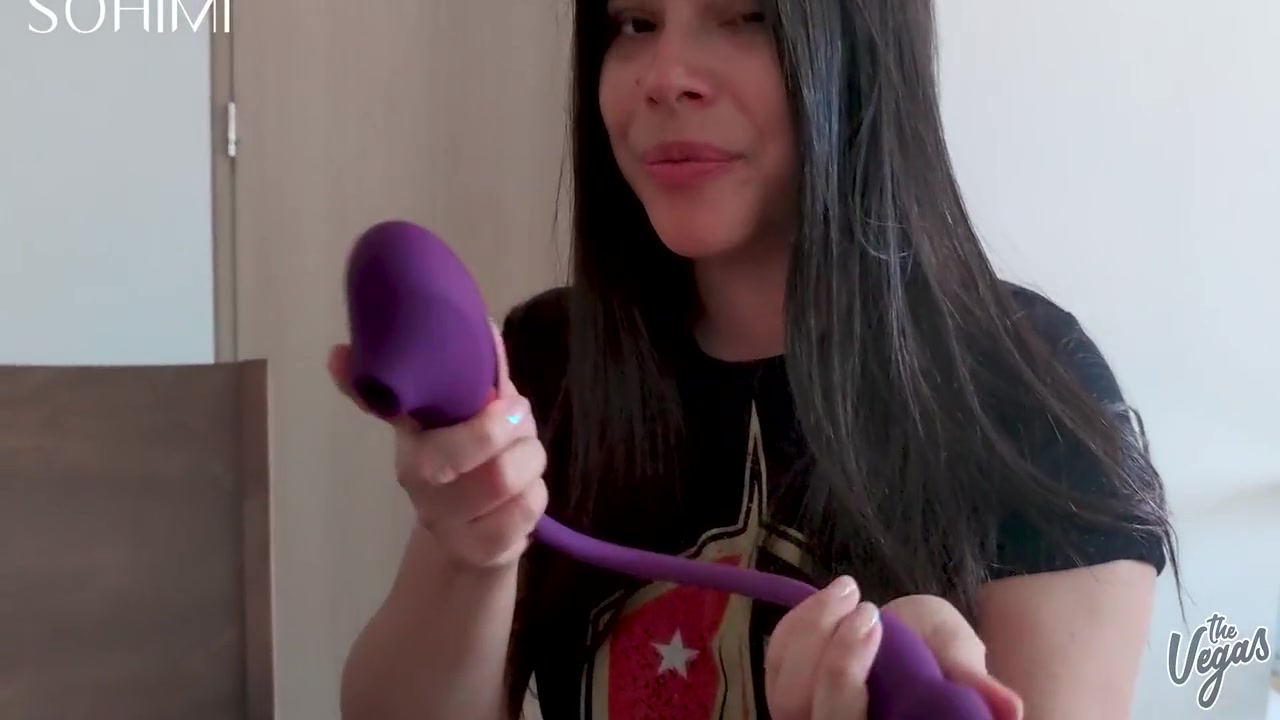 Selena Vega In Venezuelan Pornstar Tries Her New Sohimi Sex Toy For You!