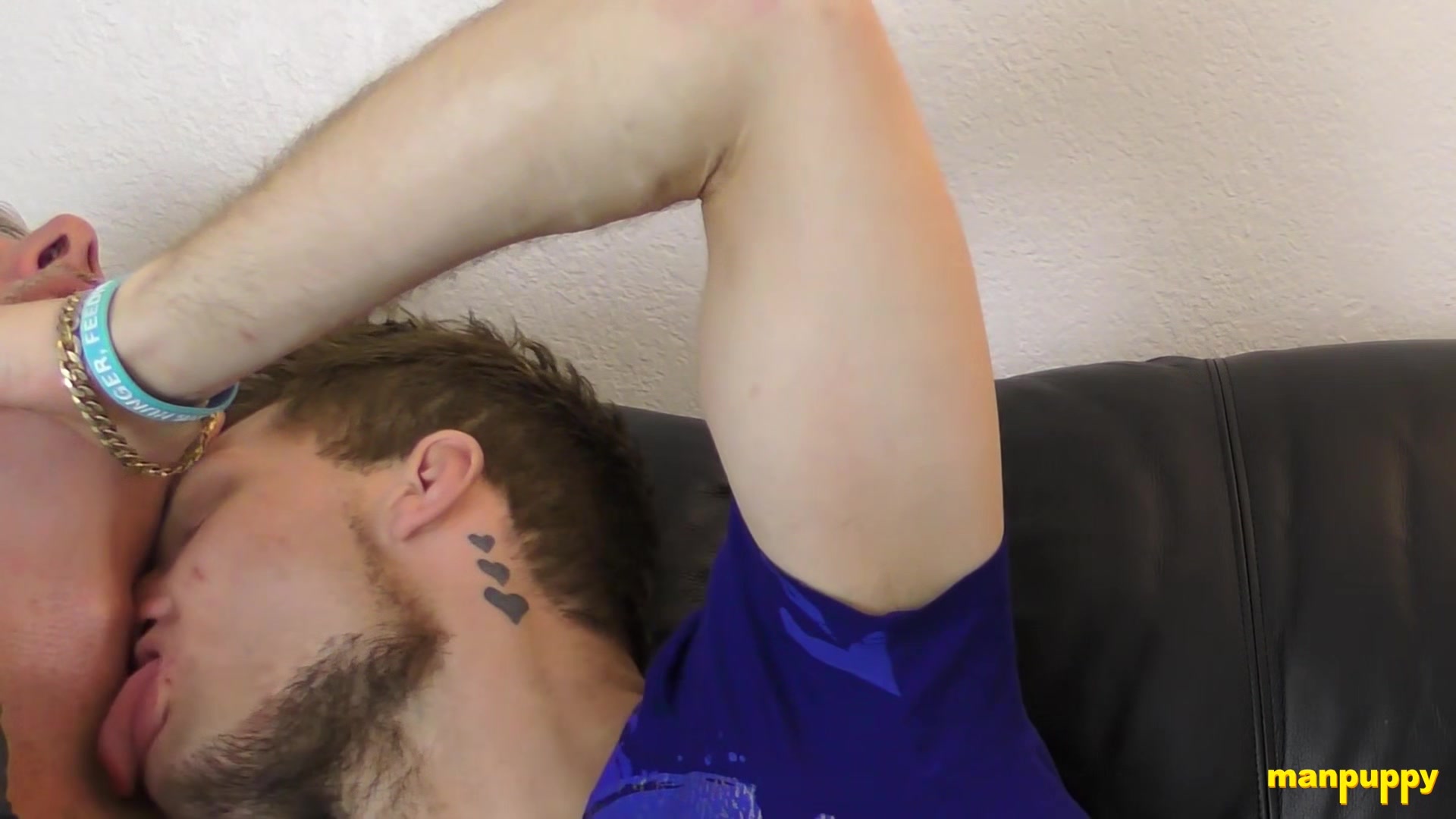 ManPuppy: Richard Lennox And Jake Skittles Voraciously Kissing Each Other