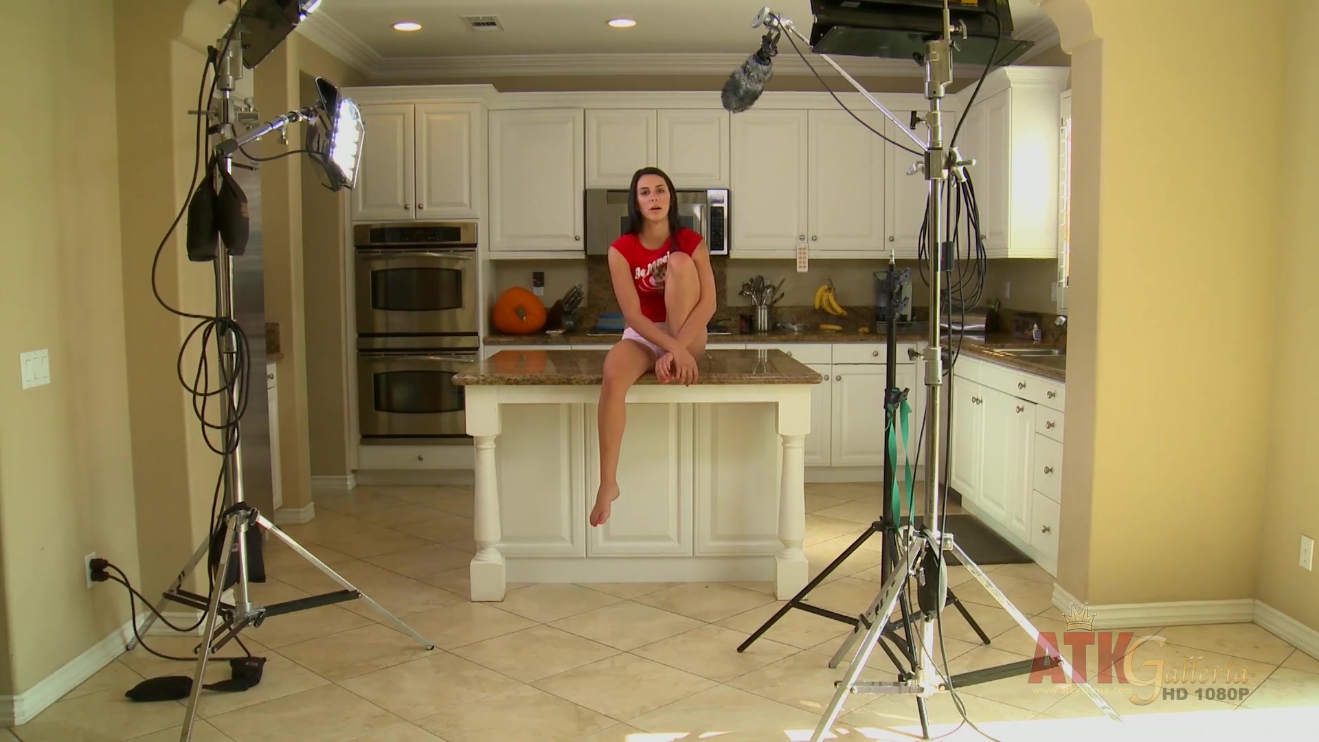 Adorable brunette strips off and poses at casting