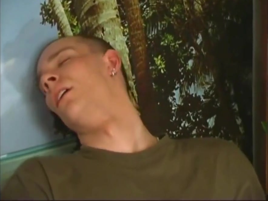 Horny Uncut Twink Fucker In Threesome