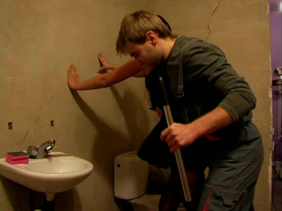 Cleaner punishes bimbo in pantyhose