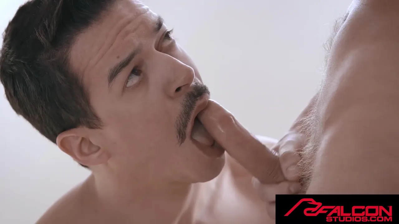 Flip Fuck Bareback Hard - Magnus Loki And Jonathan Miranda