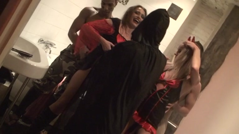 Costumed boyfrends fuck sweetheart at the Halloween college sex party