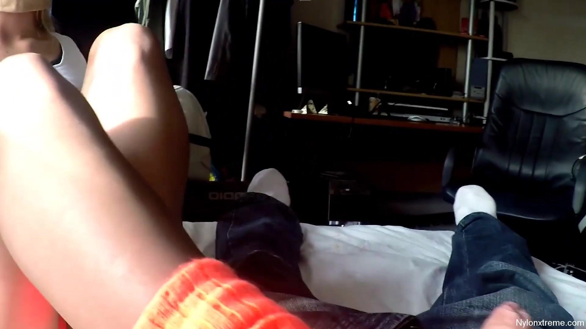 67 Footjob And Nylon Mask On Hooters Girl - Sex Movies Featuring Sexy Tights