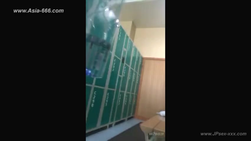 peeping chinese public bathroom.4