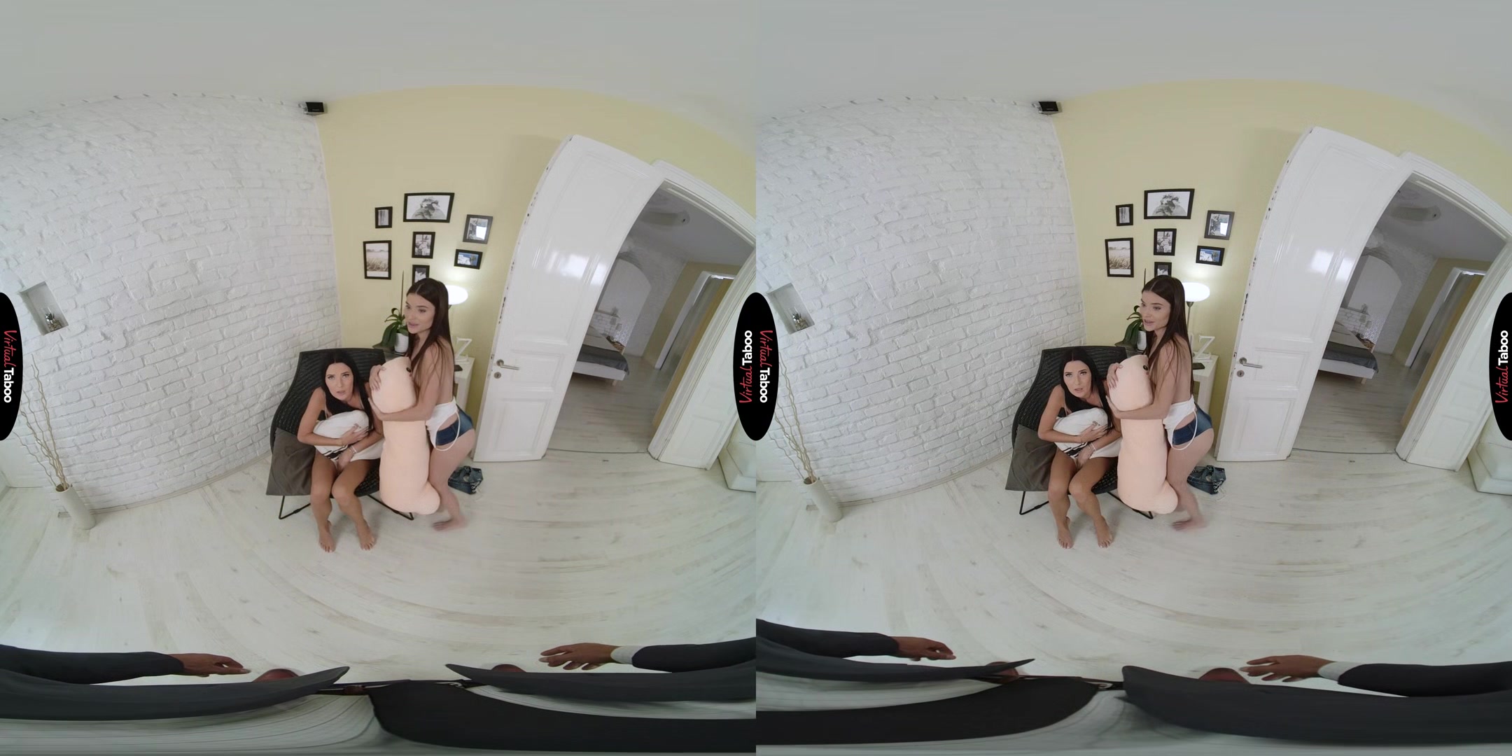 Simon Kitty, Stefany Kyler VR Porn: No Toys When Dad's Around - VirtualTaboo