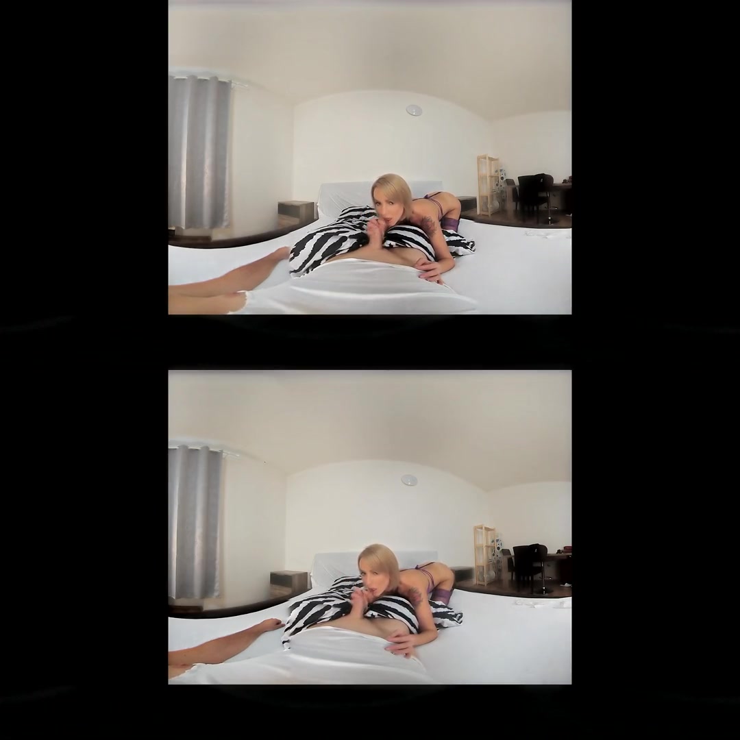 Ellen Million: Purple Fantasy - Blonde Blowjob Swallowing
