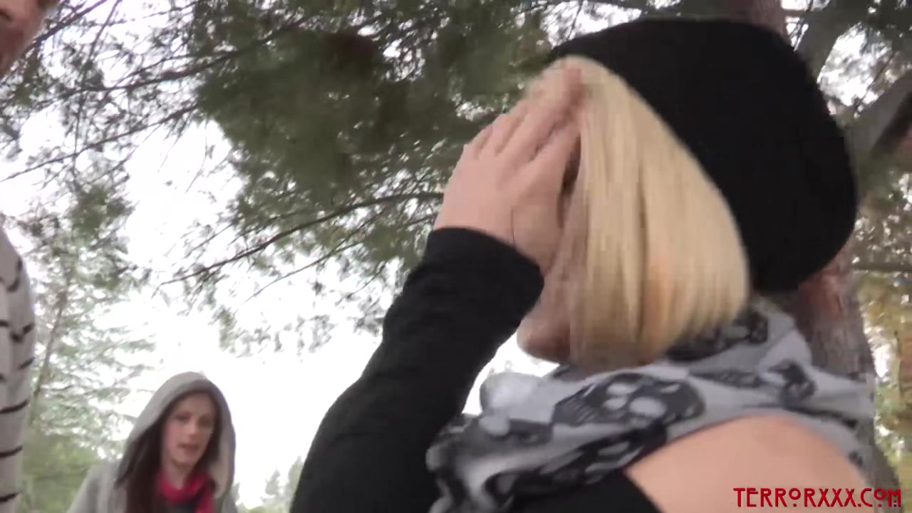 Time traveling babe Ash Hollywood rimming before facial
