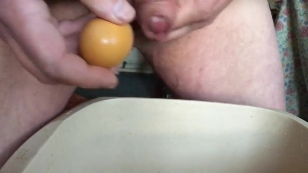 Piss With An Egg In Floppy
