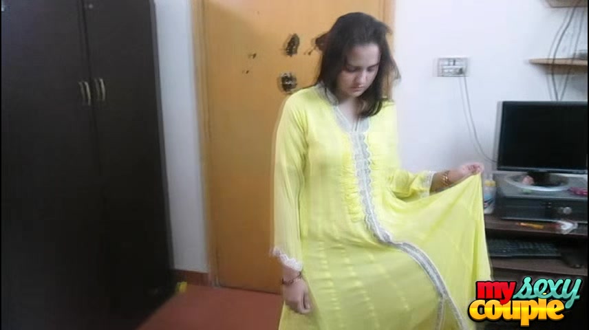Indian Bhabhi Sonia Fucked By Sunny - MySexyCouple
