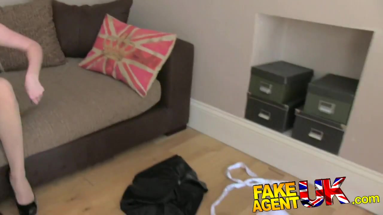 FakeAgentUK Dirty blonde bombshell makes him pay