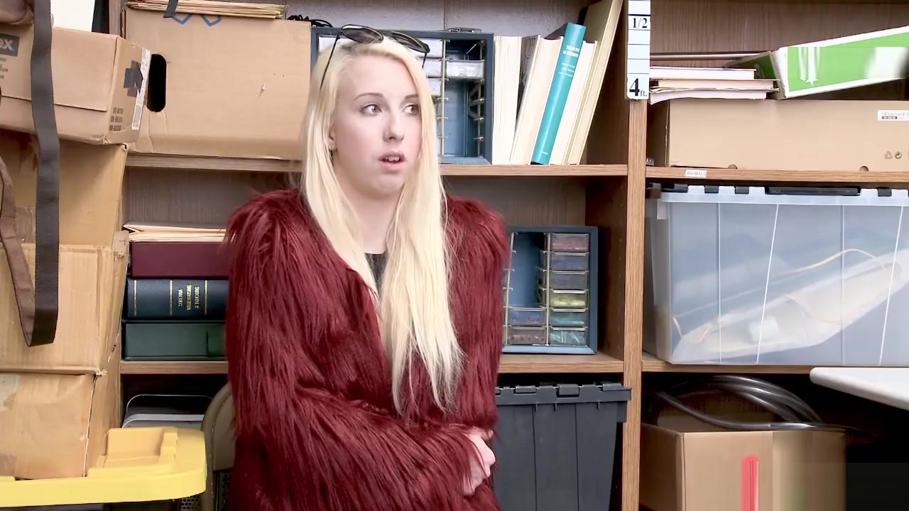 Bratty shoplyfter Darcie Belle cock fed by the LP Officer