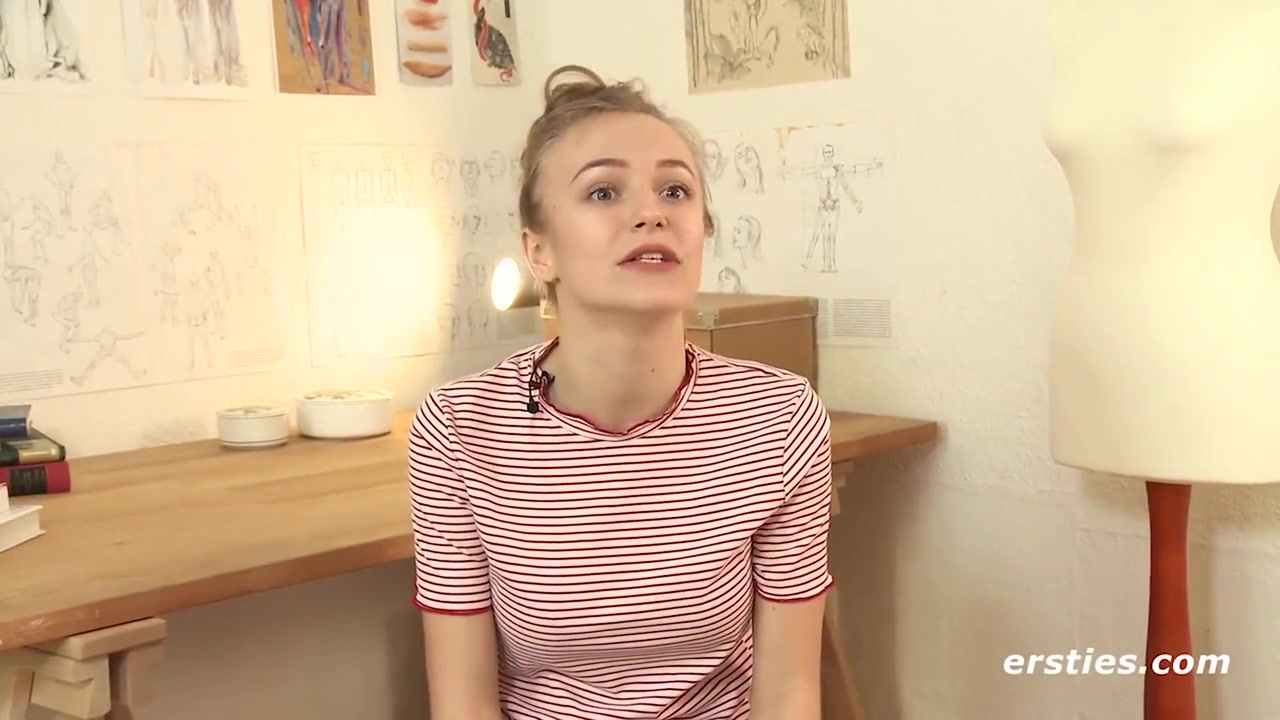 Aislin Is From Ukraine And Masturbates Often