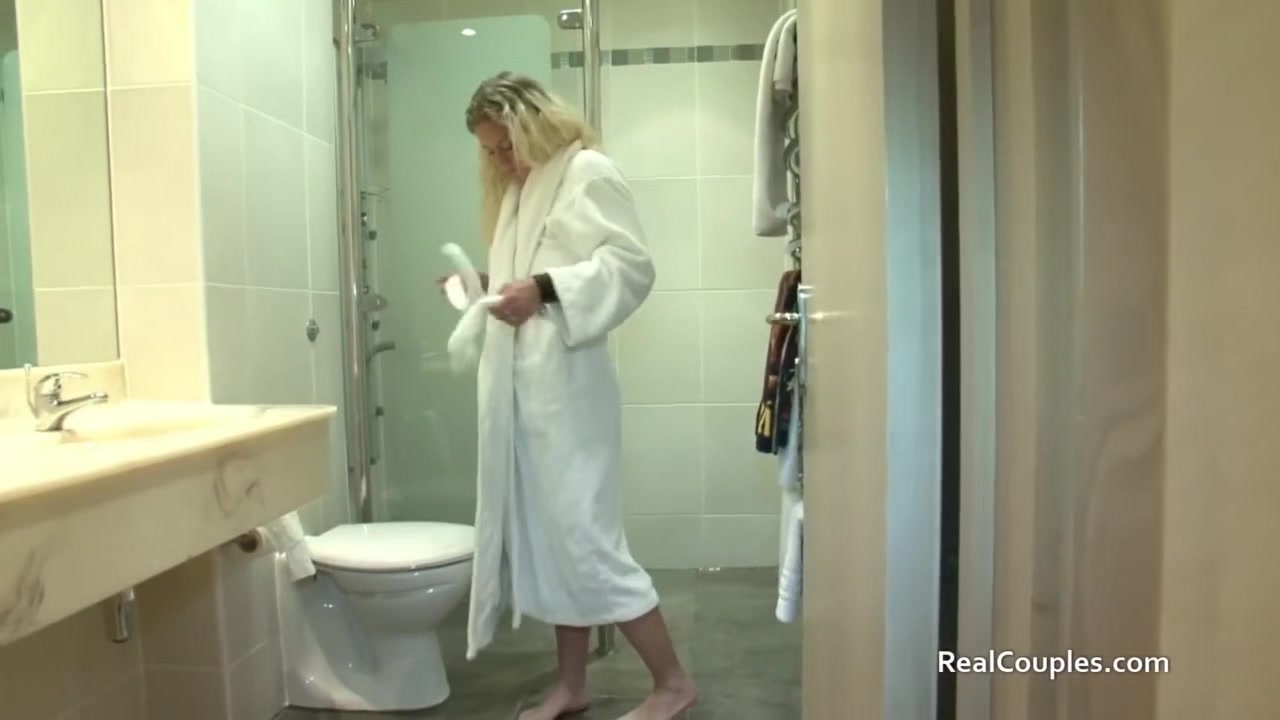 Oiling his Wife up before Giving her Anal