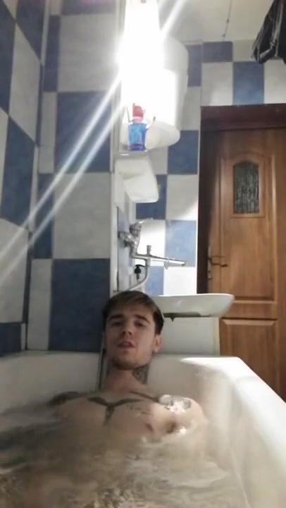 Gay Boy - Bath Show Iulianloveeu From Fallow Me Guyys!