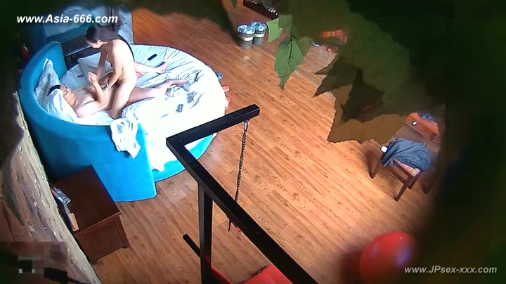 Hackers use the camera to remote monitoring of a lover's home life.348