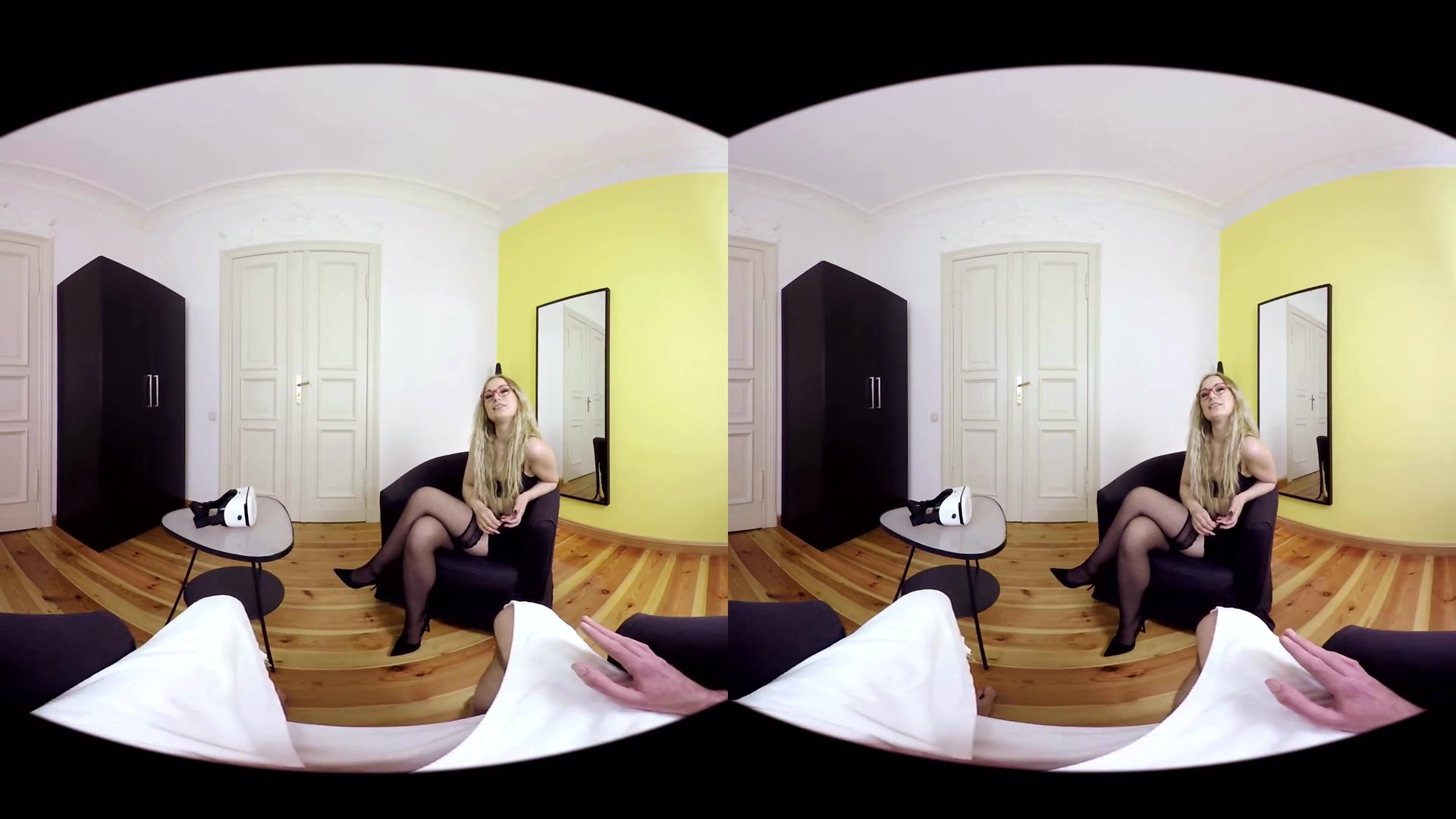 in Blondes Double Blowjob - VRConk