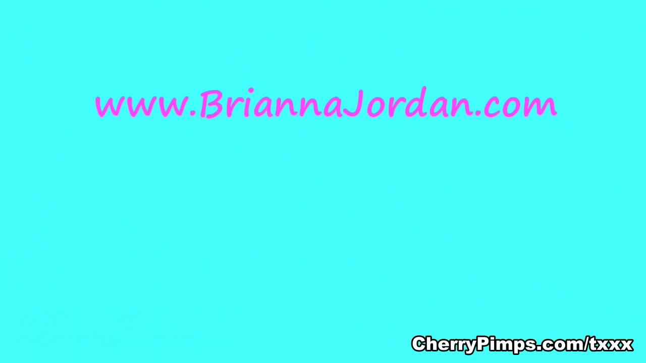 Brianna Jordan in Desert Hot - CherryPimps