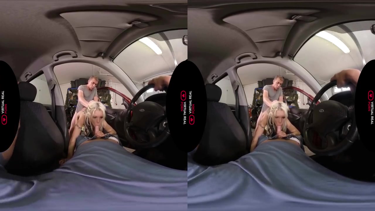 Virtual Reality In Fix My Car