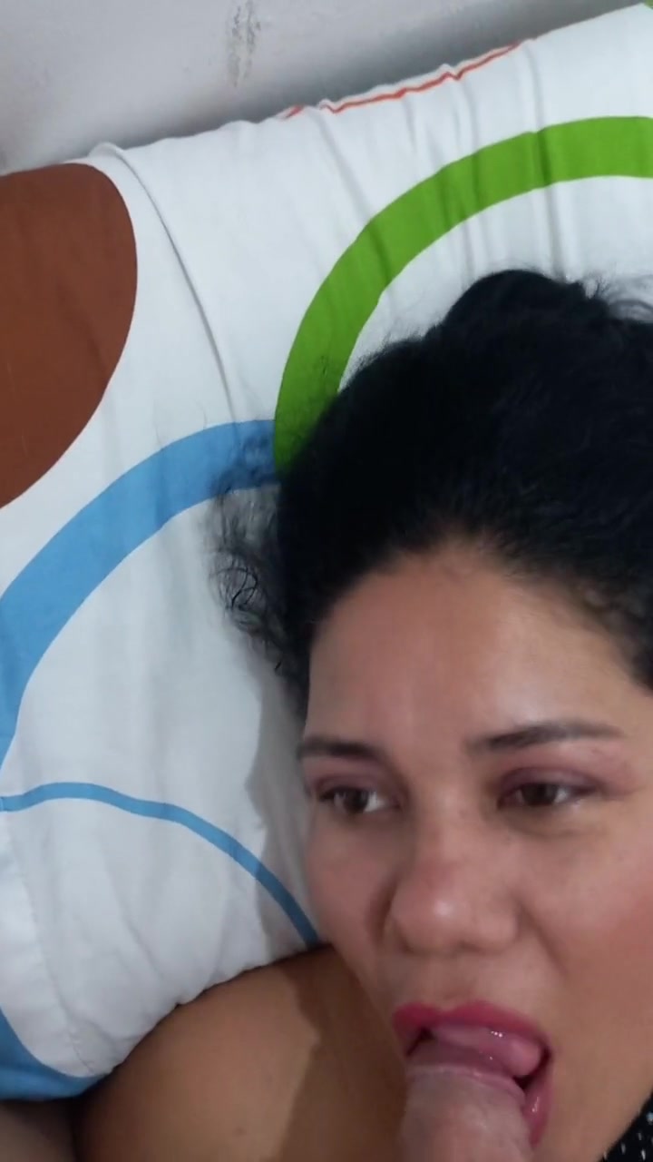 Blowjob Comes Close Deep Gargant