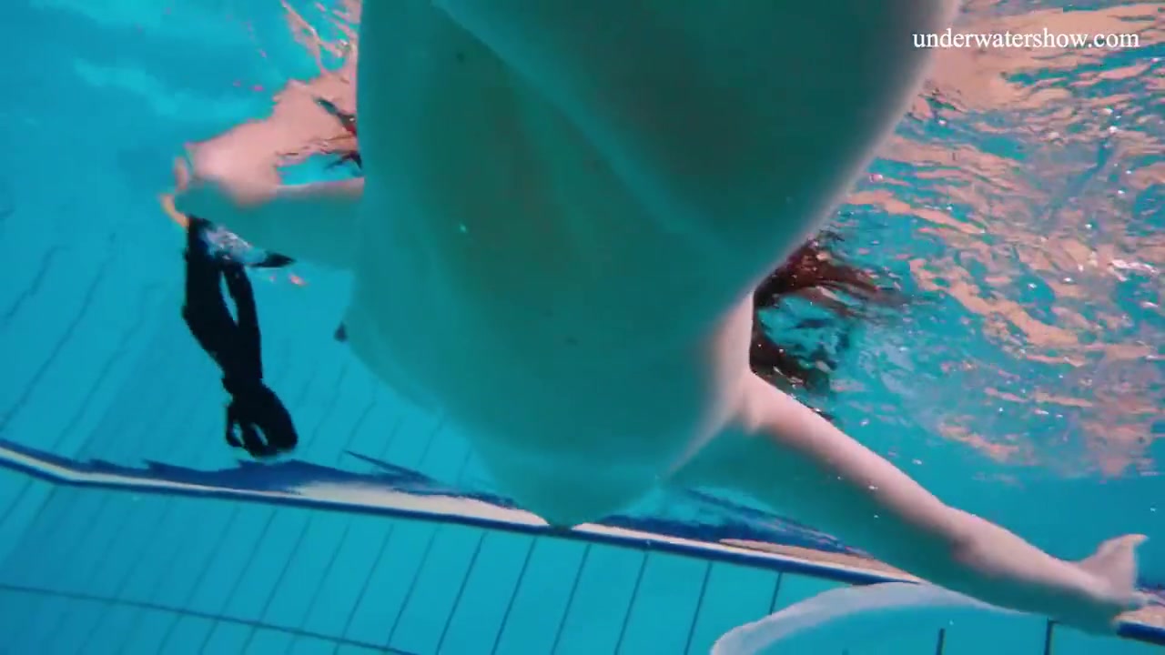 Alla Birtakik Undresses Nude In The Swimming Pool